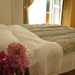 Πανσιόν Garni Mozart Nesthouse 4*