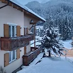 Guest house Garni Mozart Nesthouse Canazei