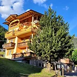Garni Mozart Nesthouse Πανσιόν