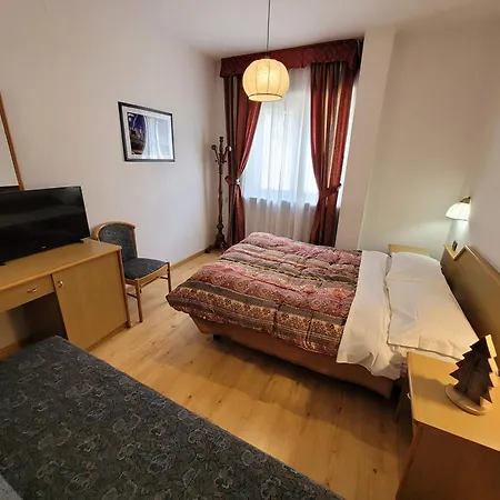 Garni Mozart Nesthouse 4* Канацеї
