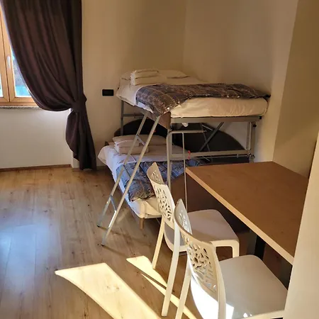 게스트하우스 Garni Mozart Nesthouse 4*