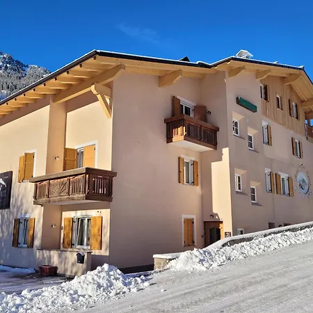 Garni Mozart Nesthouse 3* Canazei
