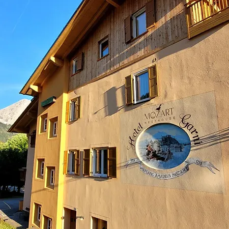 Garni Mozart Nesthouse Guest house Canazei