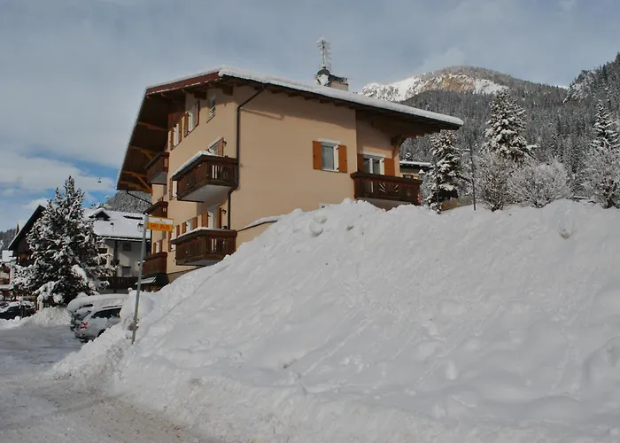 Πανσιόν Garni Mozart Nesthouse