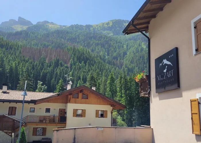 Garni Mozart Nesthouse Pensionat 4*