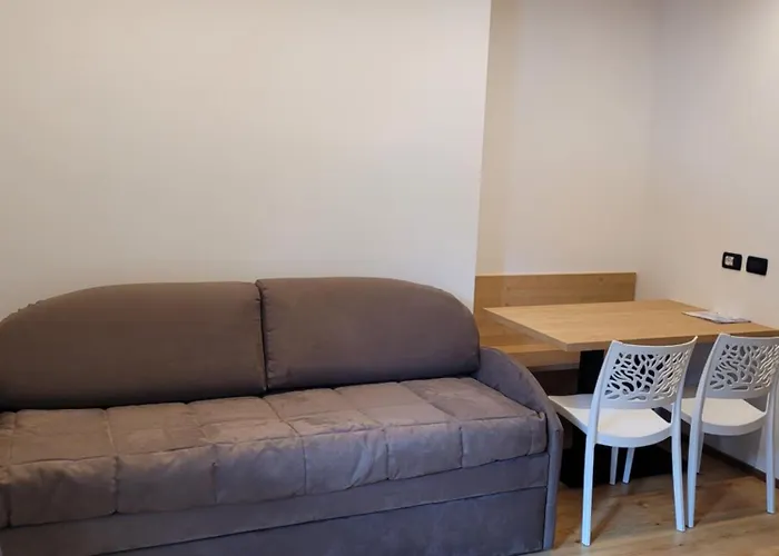 Πανσιόν Garni Mozart Nesthouse 4*