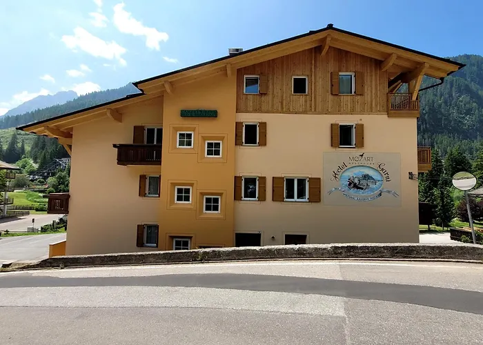 Garni Mozart Nesthouse Pensionat Canazei